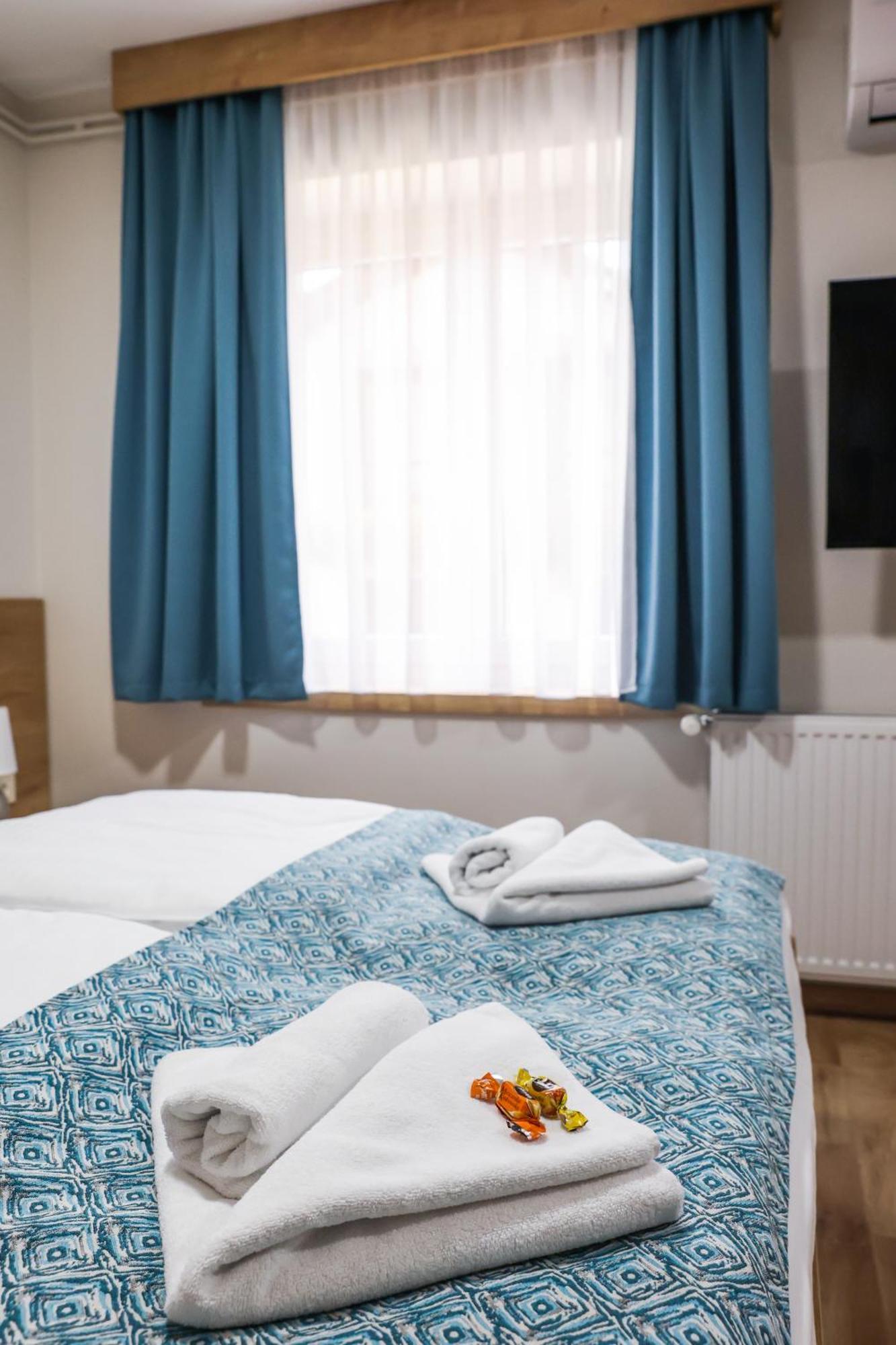 Grand Park Rooms & Apartments Cacak Exterior photo